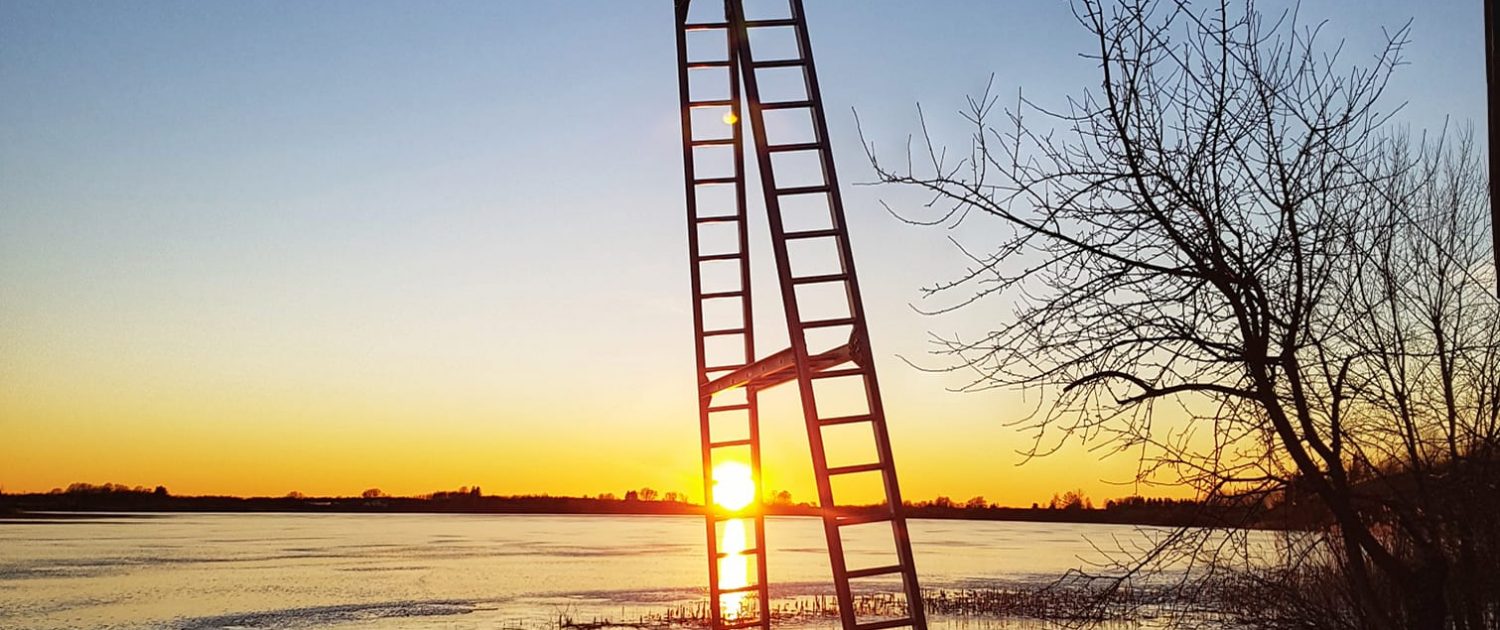 Wakepark Saldus cable line over lake